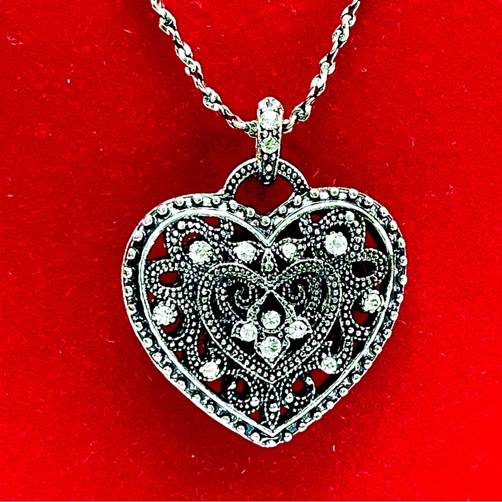 #121 Vintage inspired Heart Locket Necklace - Filigree & Rhinestones